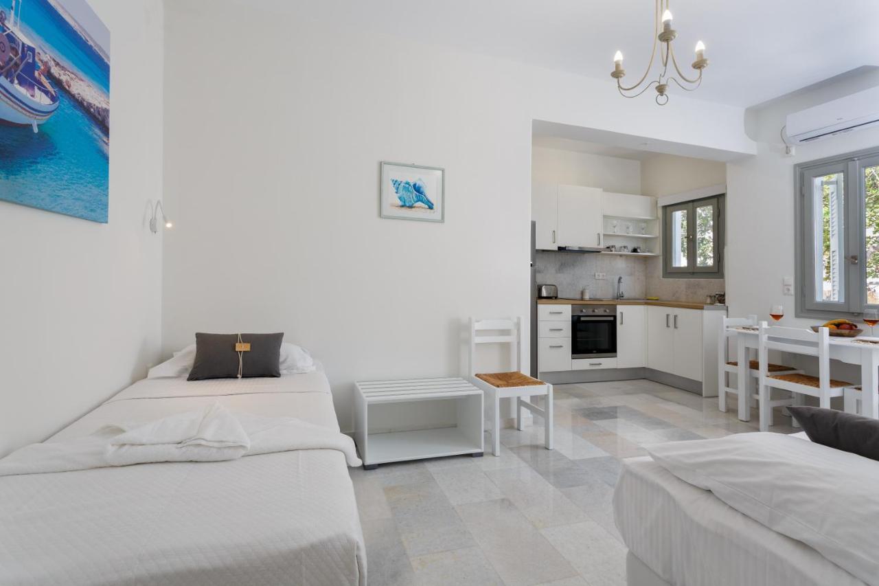 Heart Of Paros Apartments ภายนอก รูปภาพ