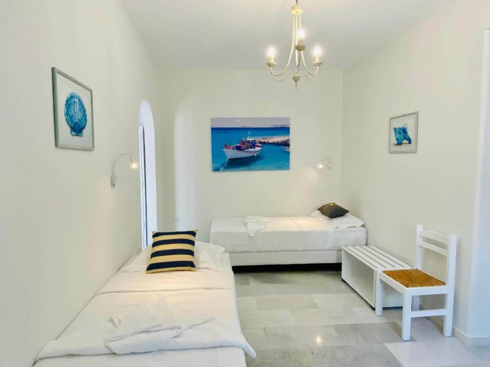 Heart Of Paros Apartments ภายนอก รูปภาพ